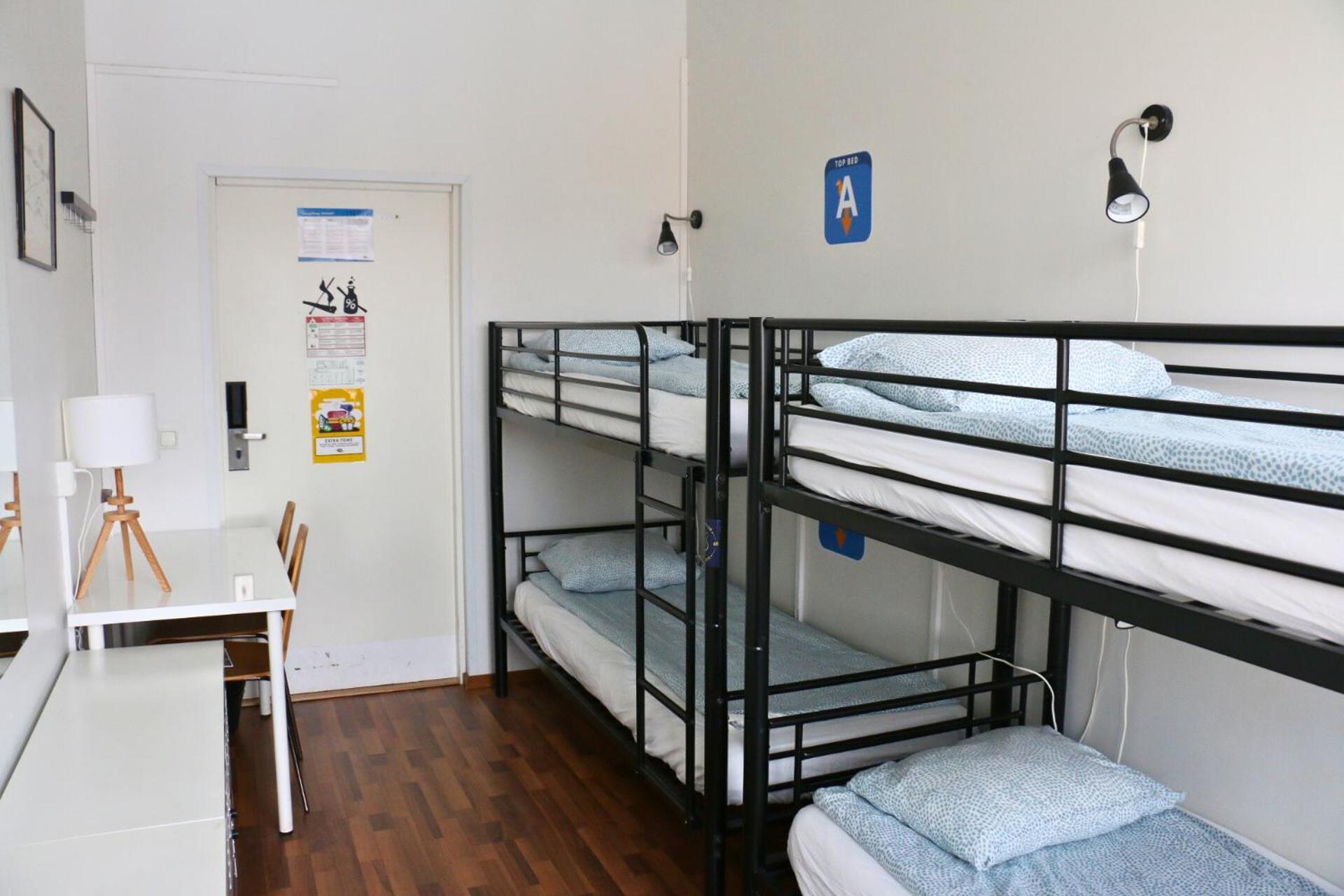 Bed 4-Bed Mixed Dormitory Room